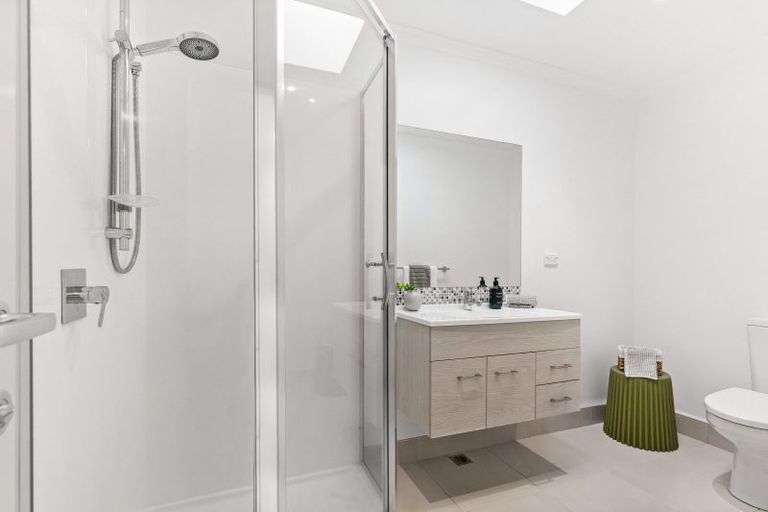 Photo of property in 31 De Havilland Road, Hobsonville, Auckland, 0618