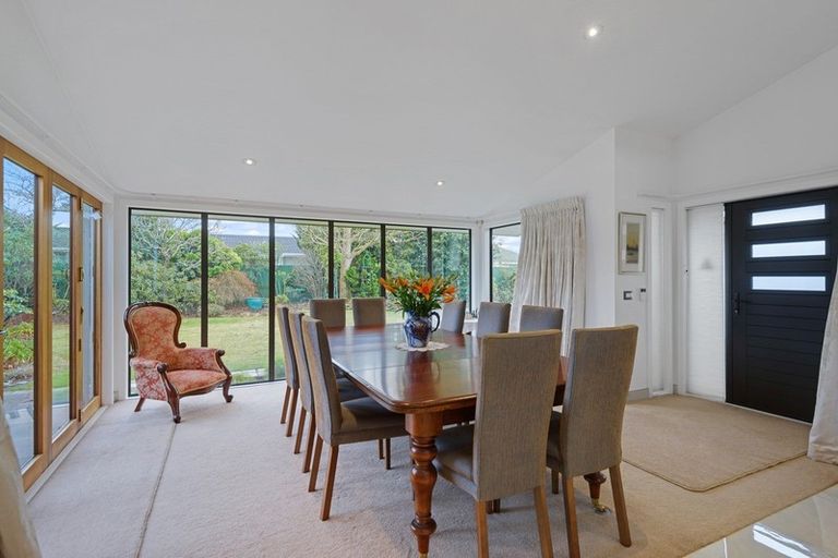 Photo of property in 251 Wairakei Road, Bryndwr, Christchurch, 8053