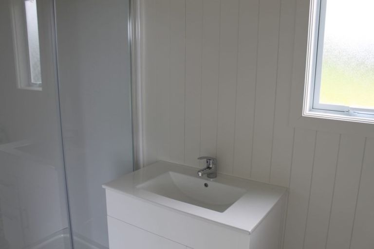 Photo of property in 79 Gorge Road, Maungaturoto, 0520