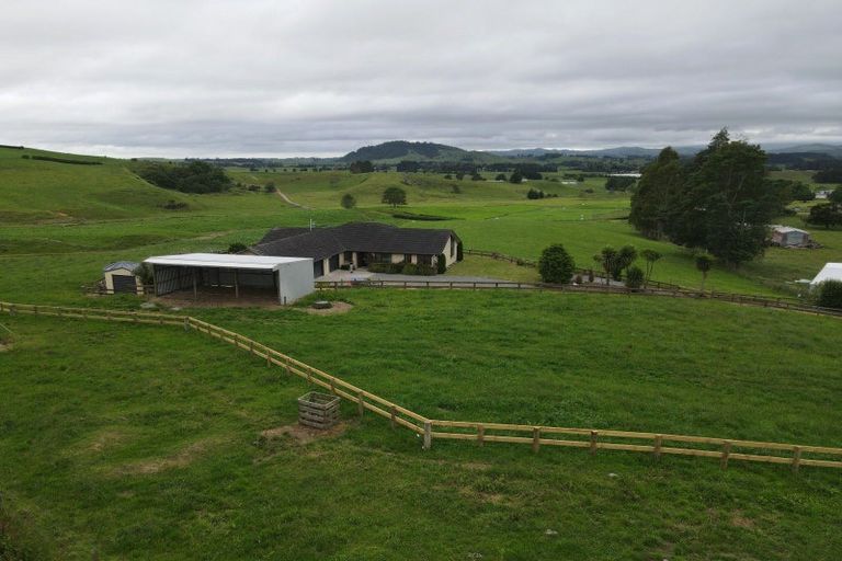 Photo of property in 196 Happy Valley Road, Owhiro Bay, Wellington, 6023