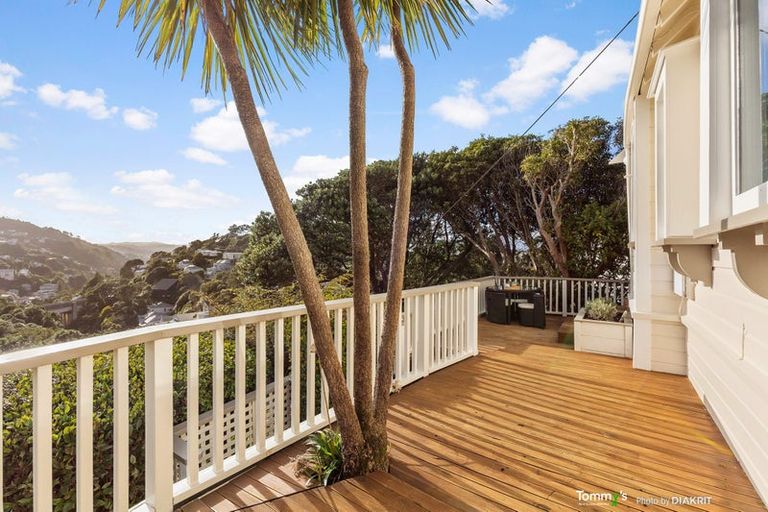 Photo of property in 32 Raroa Road, Kelburn, Wellington, 6012