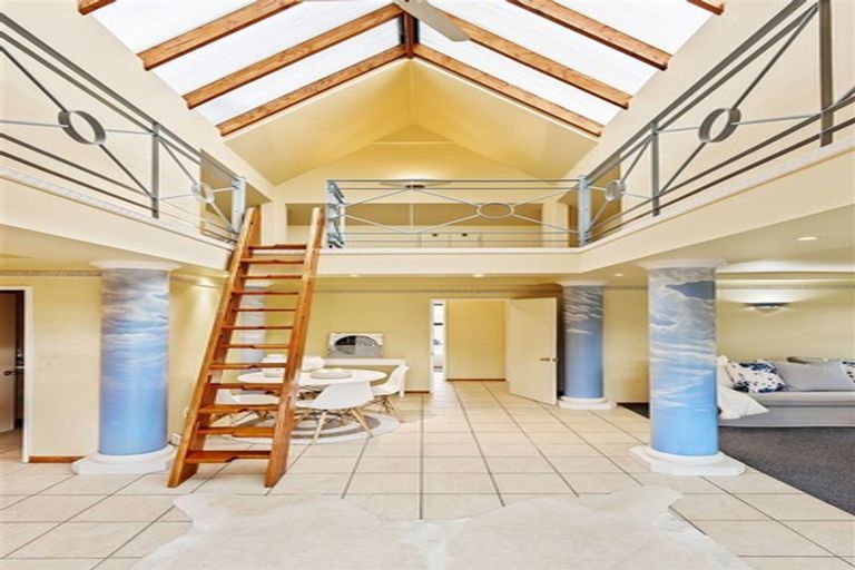 Photo of property in 1/30 Lees Road, Strowan, Christchurch, 8052