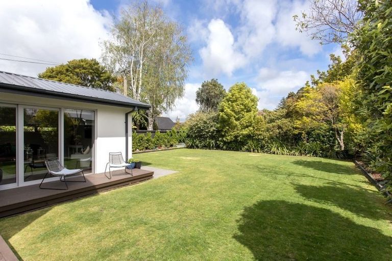 Photo of property in 19 Chepstow Avenue, Fendalton, Christchurch, 8052