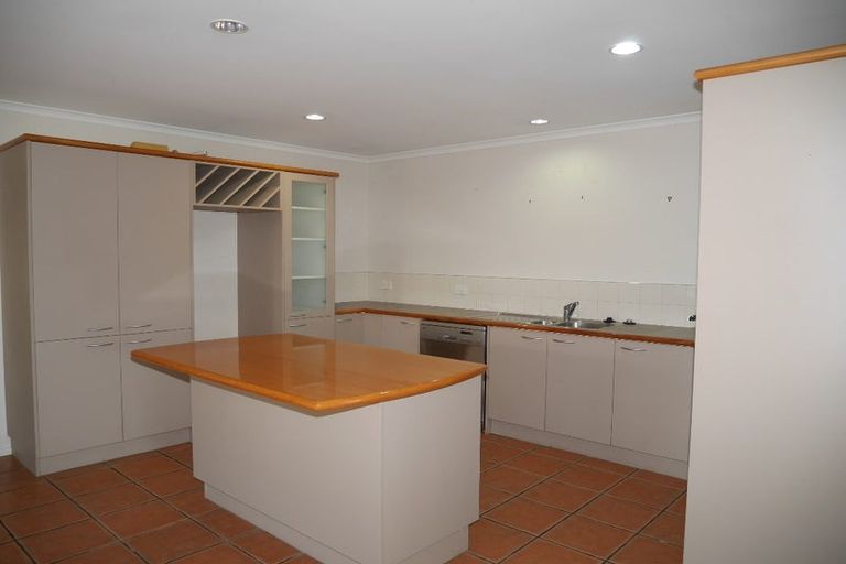 Photo of property in 8 Santa Teresa Court, Paraparaumu Beach, Paraparaumu, 5032