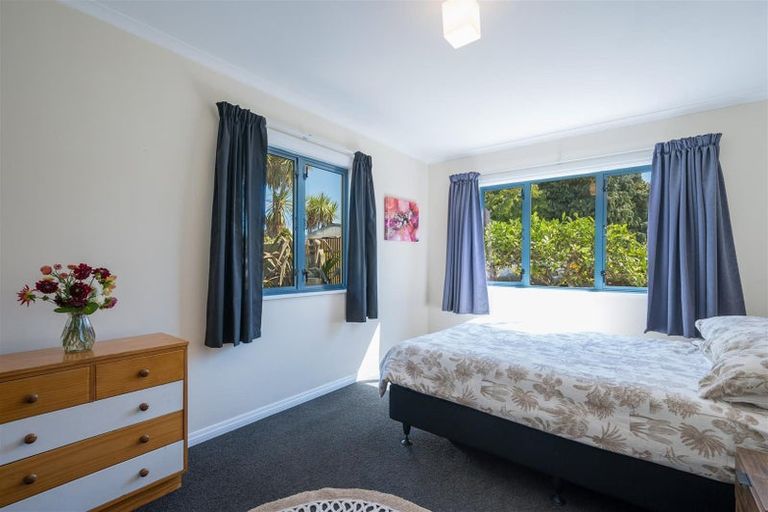 Photo of property in 27 Martin Street, Monaco, Nelson, 7011