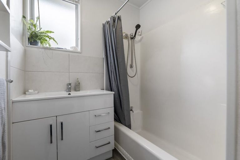 Photo of property in 6 Conifer Place, Te Puke, 3119