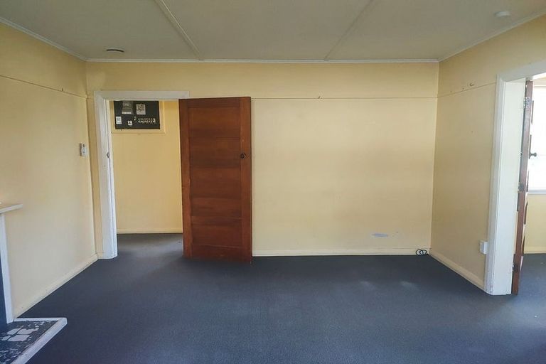 Photo of property in 616 Featherston Street, Roslyn, Palmerston North, 4414