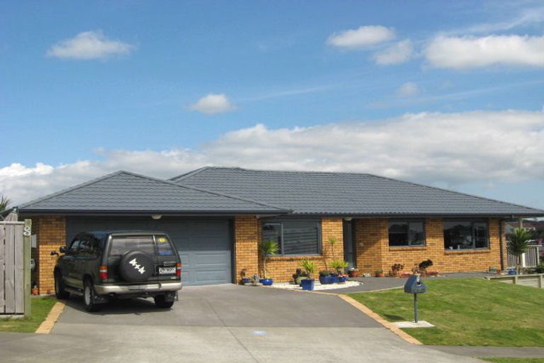 Photo of property in 8 Horizon Heights, Whalers Gate, New Plymouth, 4310