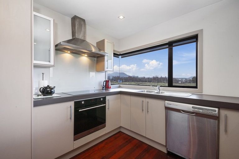 Photo of property in 202 Acacia Bay Road, Nukuhau, Taupo, 3330