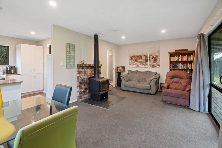 Photo of property in 6 Rimu Place, Oxford, 7430