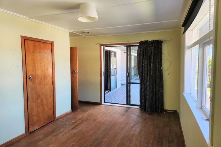 Photo of property in 43 Cambridge Terrace, Kaiti, Gisborne, 4010