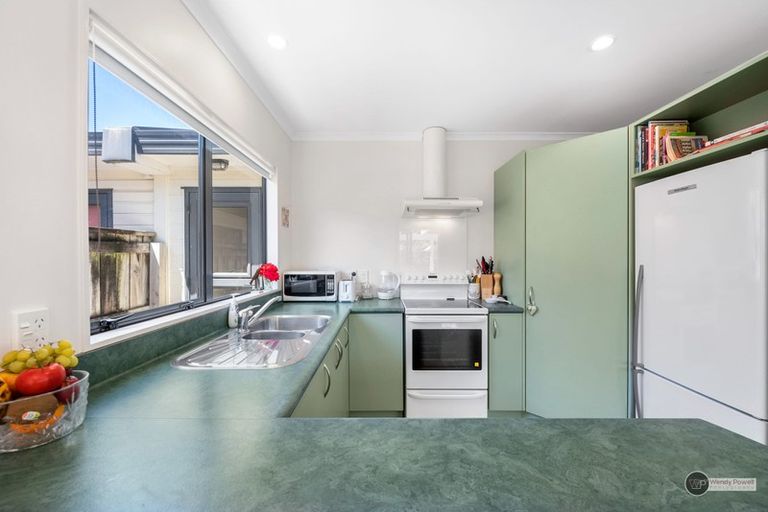 Photo of property in 134b Stokes Valley Road, Stokes Valley, Lower Hutt, 5019