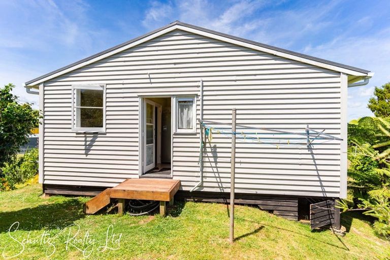 Photo of property in 21 Ngatoto Road, Tinopai, Matakohe, 0593