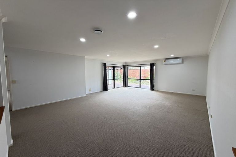 Photo of property in 311 Chapel Road, Flat Bush, Auckland, 2016