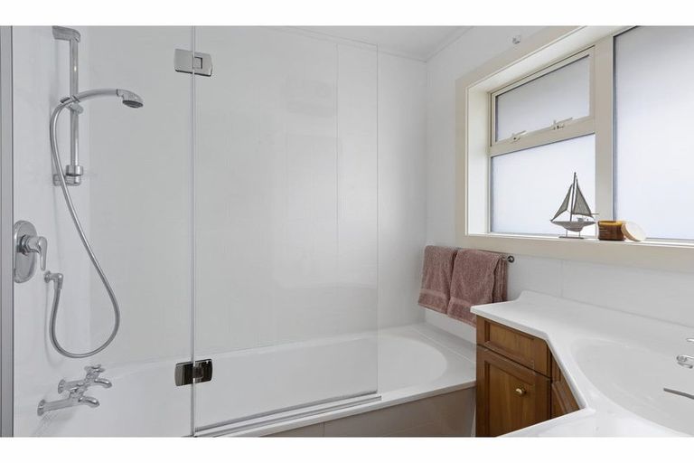 Photo of property in 61 English Street, Sockburn, Christchurch, 8042