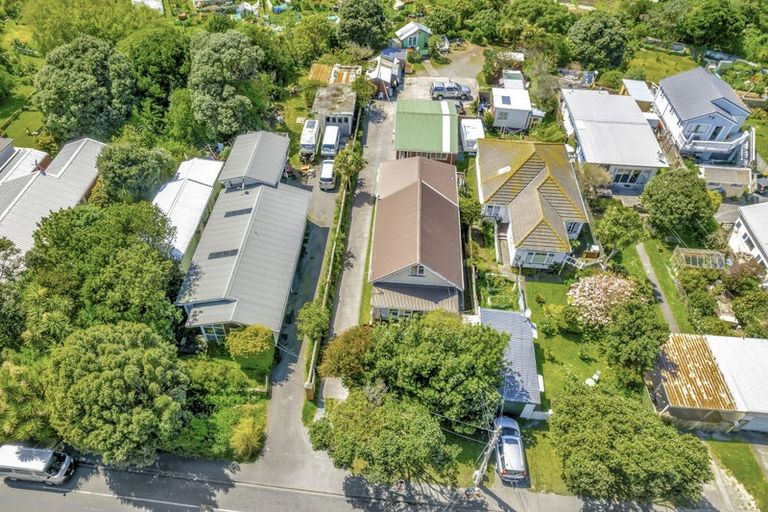 Photo of property in 70 Happy Valley Road, Owhiro Bay, Wellington, 6023