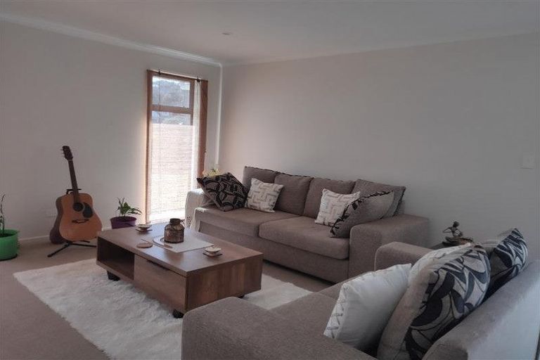 Photo of property in 93 Karamea Street, Whalers Gate, New Plymouth, 4310