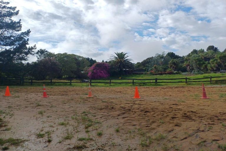 Photo of property in 238 Te Arai Point Road, Te Arai, Wellsford, 0975