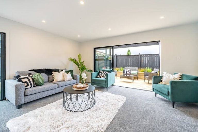 Photo of property in 253c Oxford Terrace, Avalon, Lower Hutt, 5011