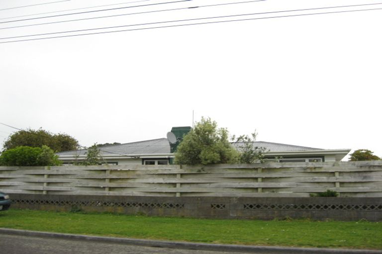 Photo of property in 50 Cumming Street, Okato, 4335