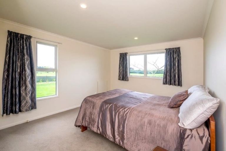 Photo of property in 10 Tarrant Way, Ohau, Levin, 5570