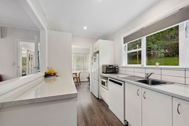 Photo of property in 3 Blue Mountains Road, Silverstream, Upper Hutt, 5019