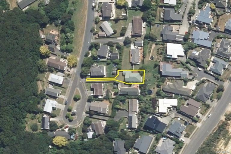 Photo of property in 57a Albatross Close, Whitby, Porirua, 5024