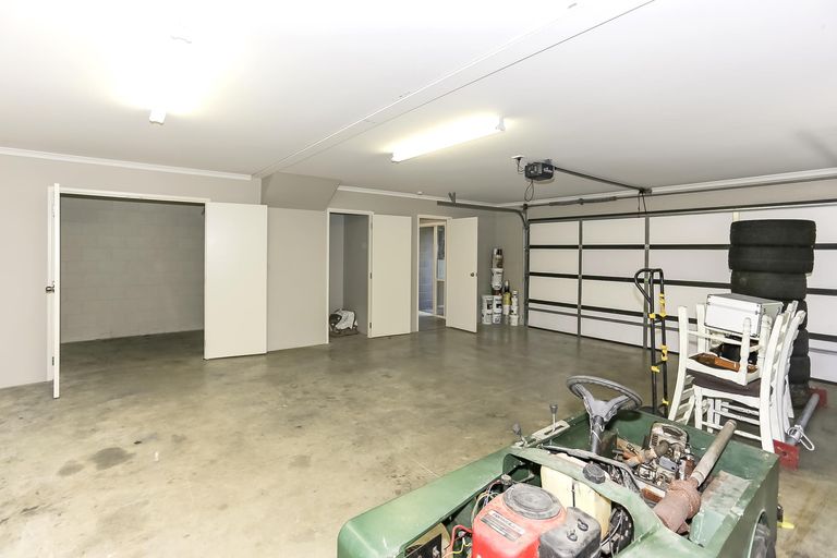 Photo of property in 75b James Cook Drive, Welcome Bay, Tauranga, 3112