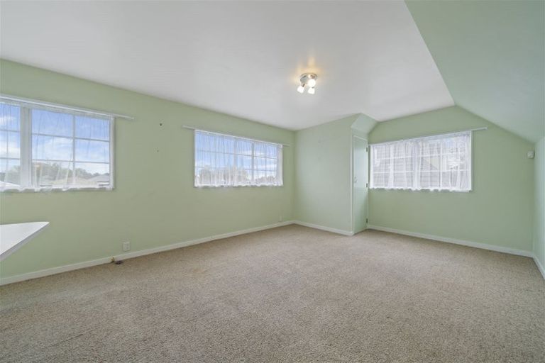 Photo of property in 296 College Street, West End, Palmerston North, 4410