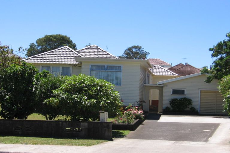 Photo of property in 5 Haughey Avenue, Three Kings, Auckland, 1042