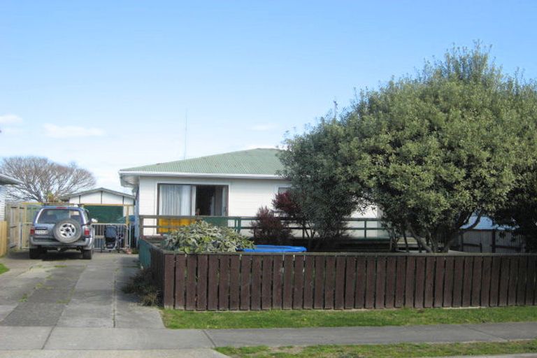 Photo of property in 26 Rimu Street, Edgecumbe, 3120