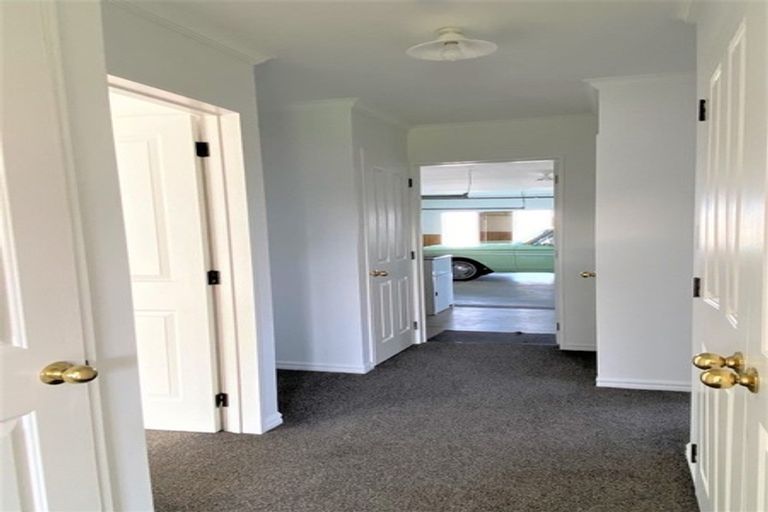 Photo of property in 4 Lotus Avenue, Mount Maunganui, 3116