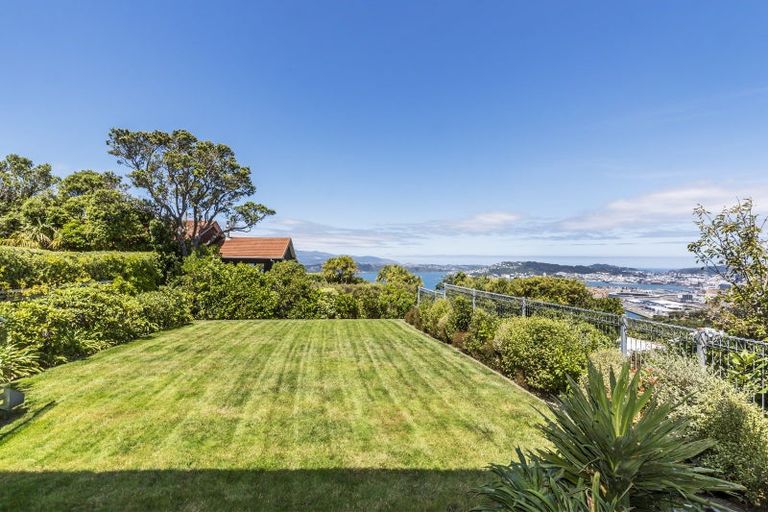 Photo of property in 29 Waru Street, Khandallah, Wellington, 6035