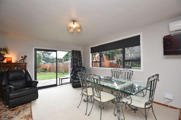 Photo of property in 98 Matua Road, Otatara, Invercargill, 9879