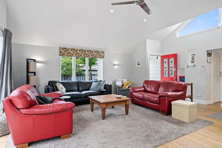 Photo of property in 15 Hamilton Road, Cambridge, 3434