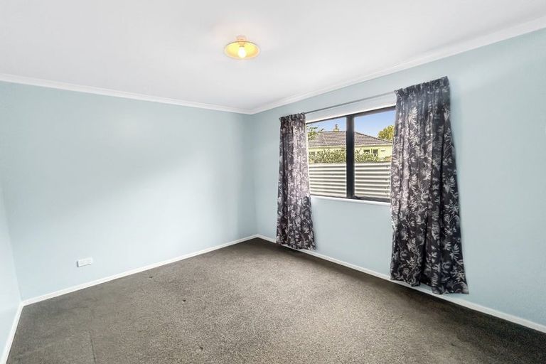 Photo of property in 9 Park Road, West End, Palmerston North, 4412