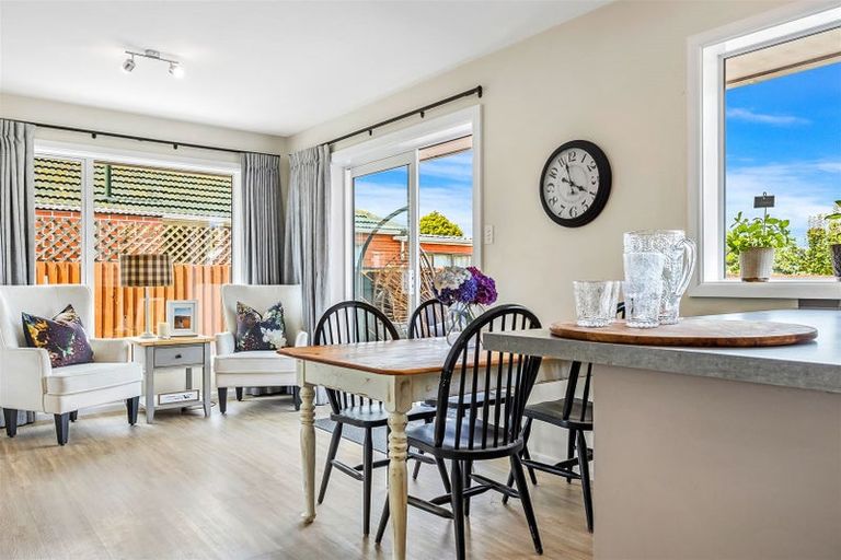 Photo of property in 95 Kendal Avenue, Burnside, Christchurch, 8053