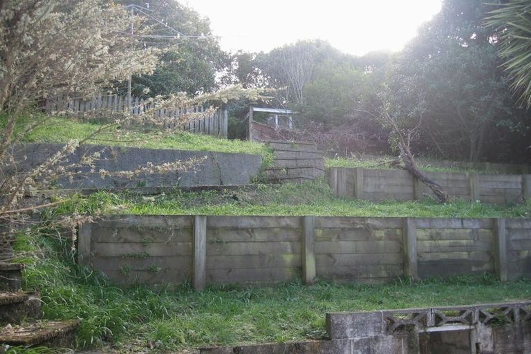 Photo of property in 80 Broderick Road, Johnsonville, Wellington, 6037