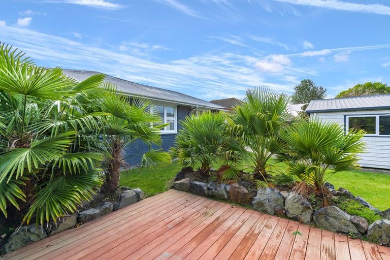 Photo of property in 10 Torquay Place, Bryndwr, Christchurch, 8053