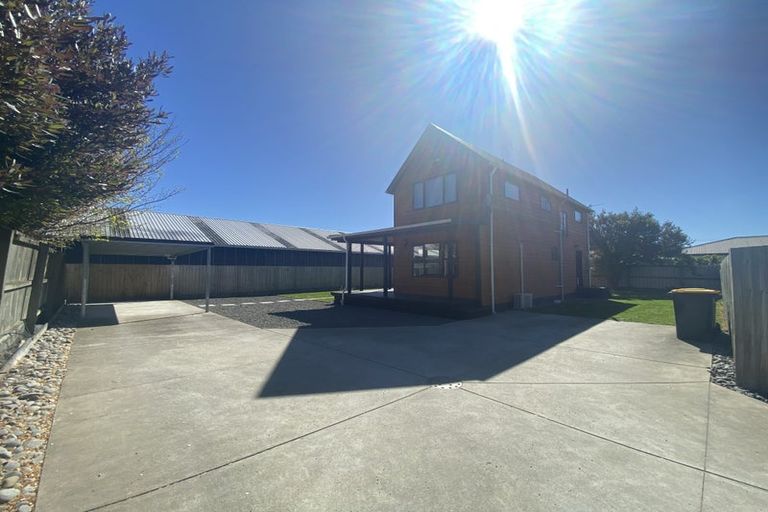 Photo of property in 41 Birchfield Avenue, Dallington, Christchurch, 8061