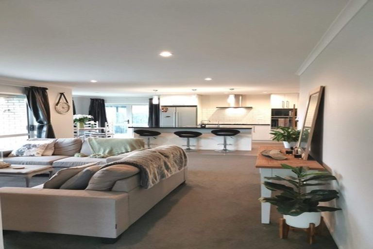 Photo of property in 104 Te Manatu Drive, Huntington, Hamilton, 3210