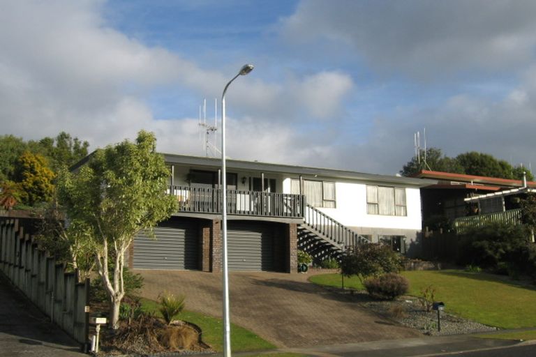 Photo of property in 111 Amanda Avenue, Dinsdale, Hamilton, 3204