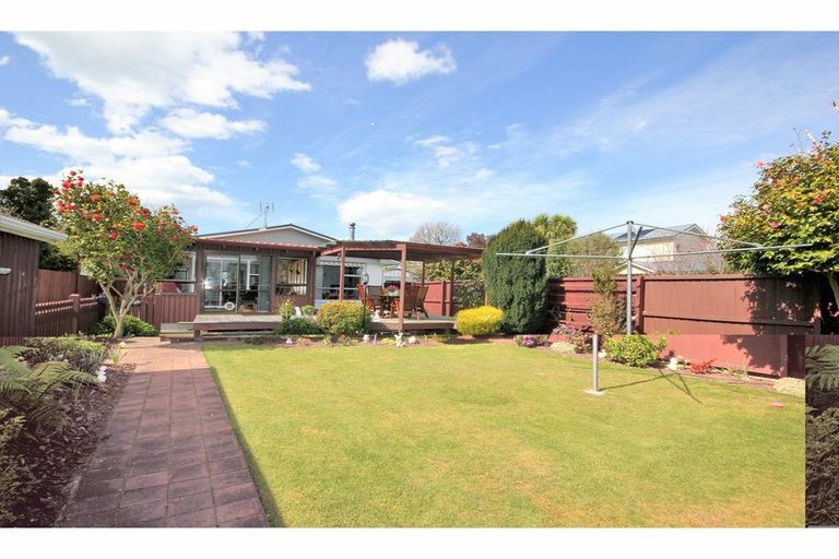 Photo of property in 232 Estuary Road, South New Brighton, Christchurch, 8062