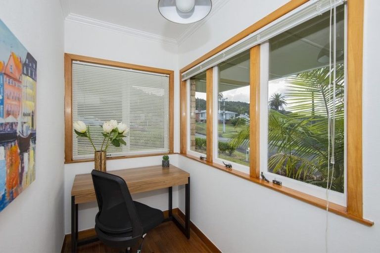 Photo of property in 65 Fourth Avenue, Woodhill, Whangarei, 0110