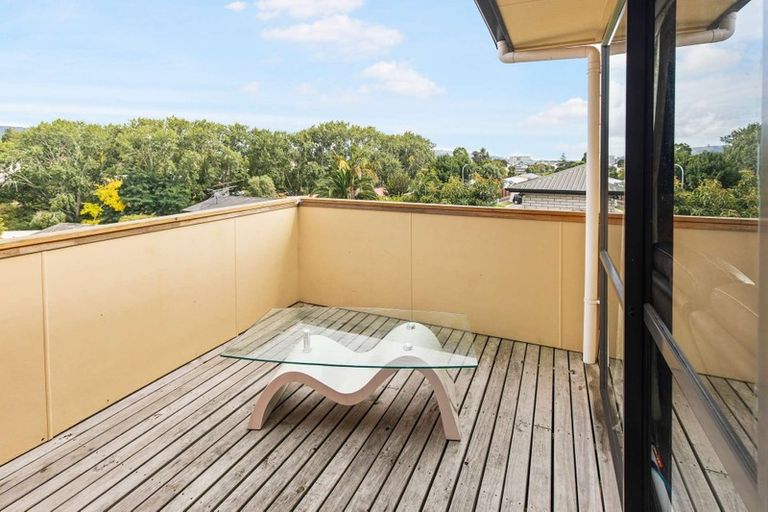 Photo of property in 8b Muir Place, Te Puke, 3119