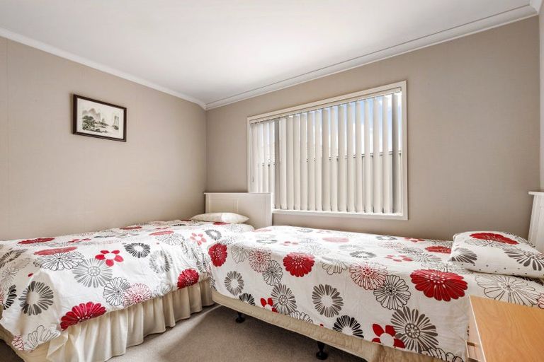 Photo of property in 8 Cape Place, Poraiti, Napier, 4112