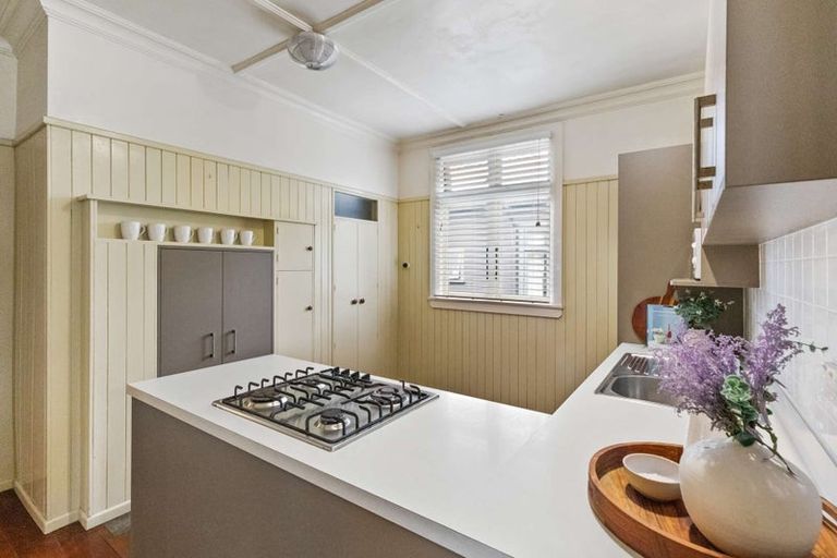 Photo of property in 44 Miro Street, Takaro, Palmerston North, 4410