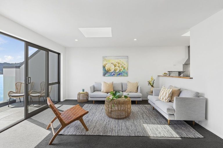 Photo of property in 5/148 Evans Bay Parade, Roseneath, Wellington, 6021