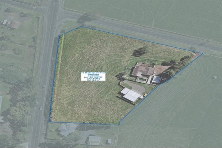 Photo of property in 16 Shakespeare Road, Waiuku, 2681