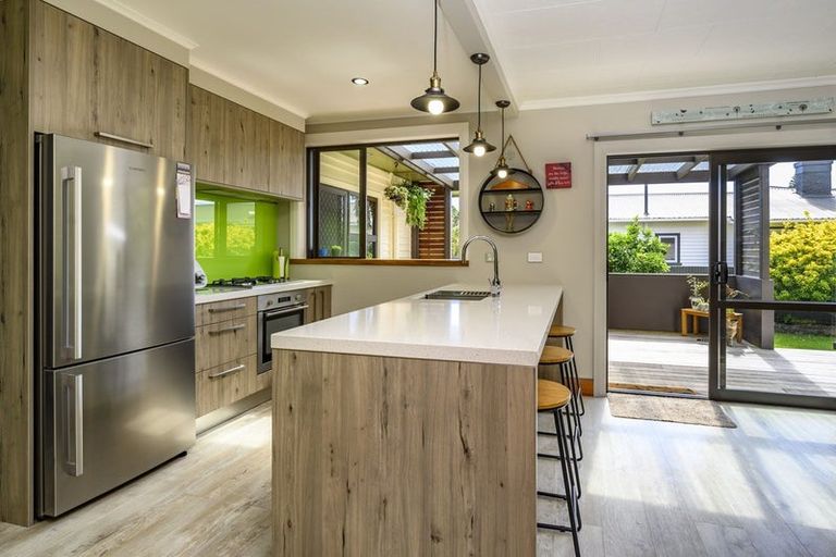 Photo of property in 76 Brooklands Road, Brooklands, New Plymouth, 4310